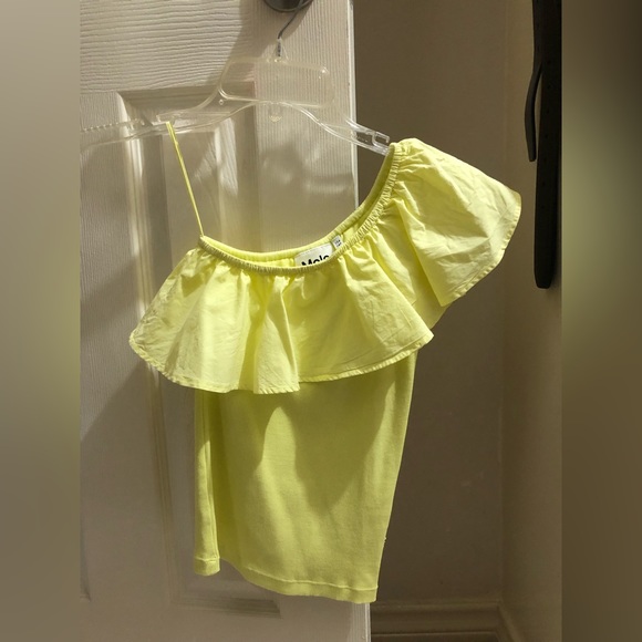 Molo yellow blouse on shoulder off in women size XS ( 134/140) - Picture 3 of 3
